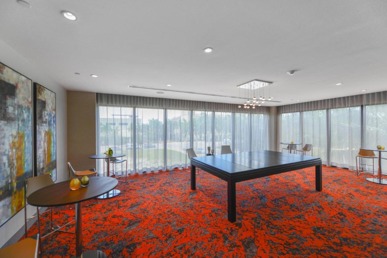 Cozy 1- 1 Bedroom Steps From Downtown Doral Park ไมอามี ภายนอก รูปภาพ
